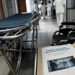 Formation brancardier Toulon : brancard et dossier de formation à Ollioules